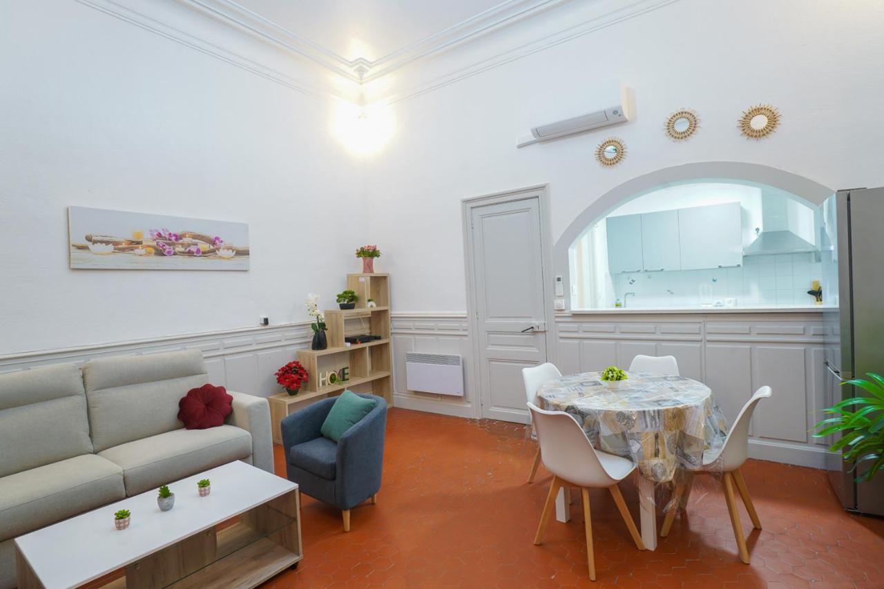 נרבון Appartement Du Forum,La Gare, 50 M2 , Climatisation, Garage, Cour מראה חיצוני תמונה